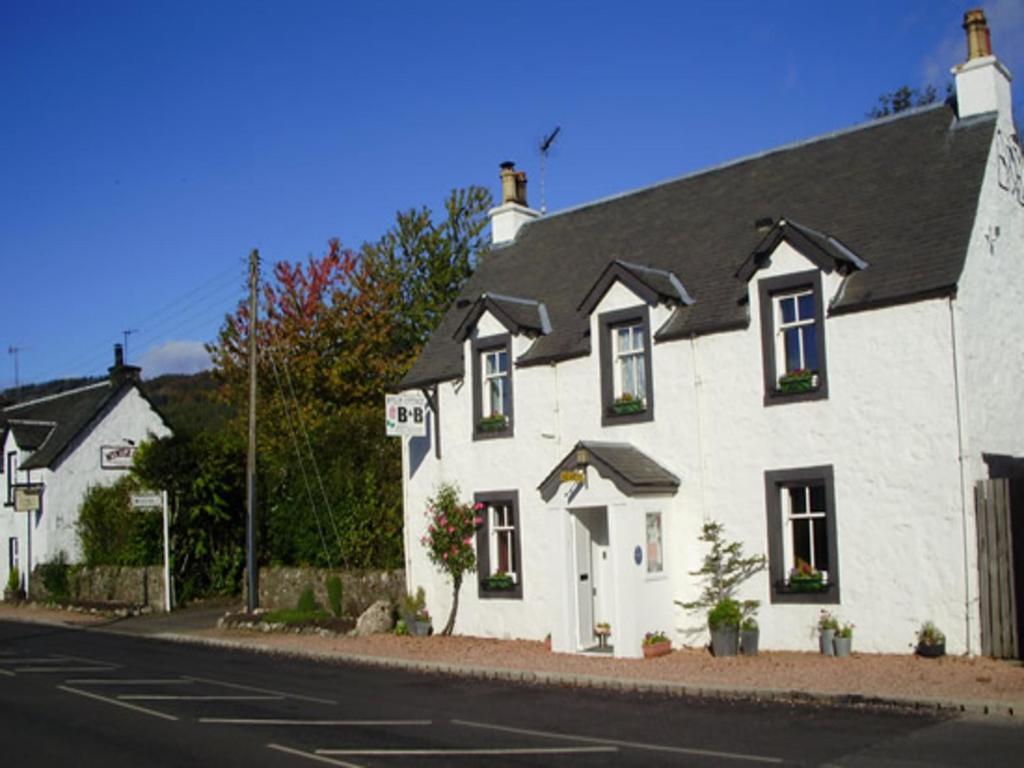 Roslin Cottage Каландър Екстериор снимка