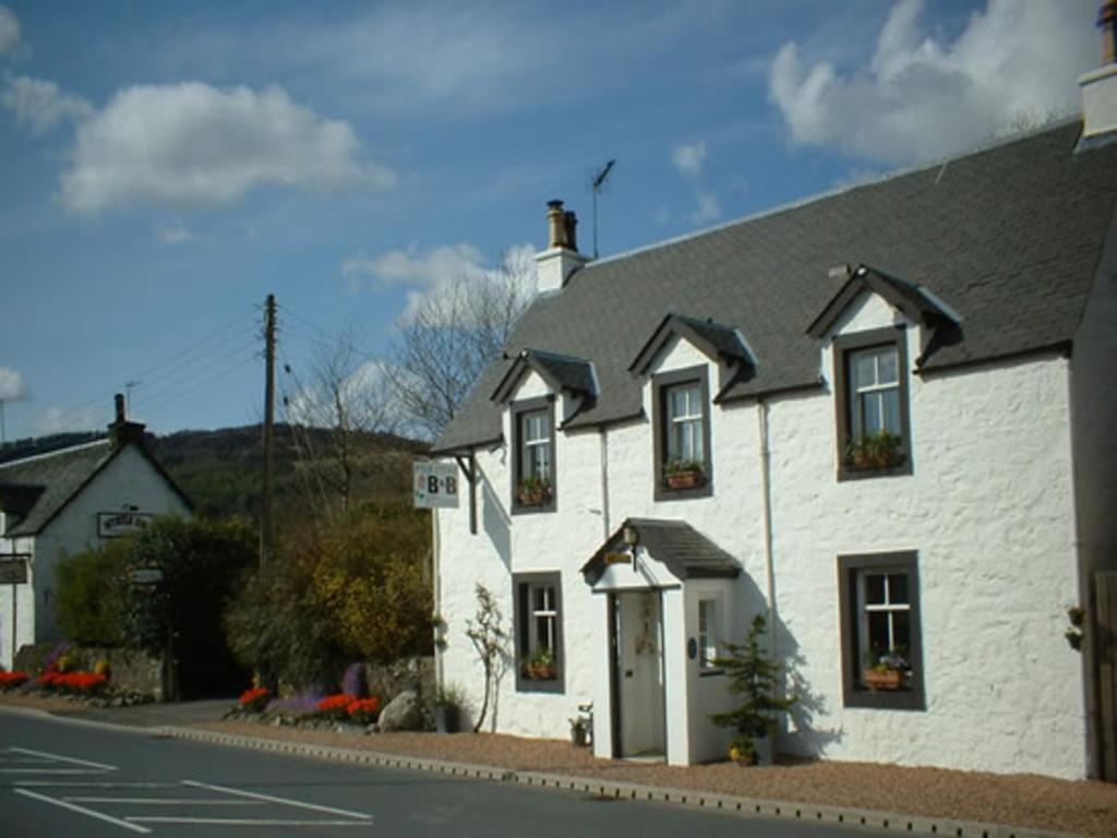 Roslin Cottage Каландър Екстериор снимка